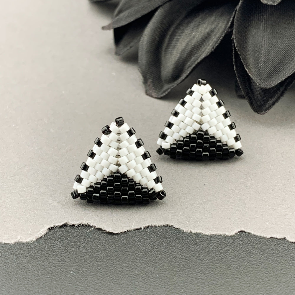 Peyote Stitch Triangle Stud Earrings - Dual Color White