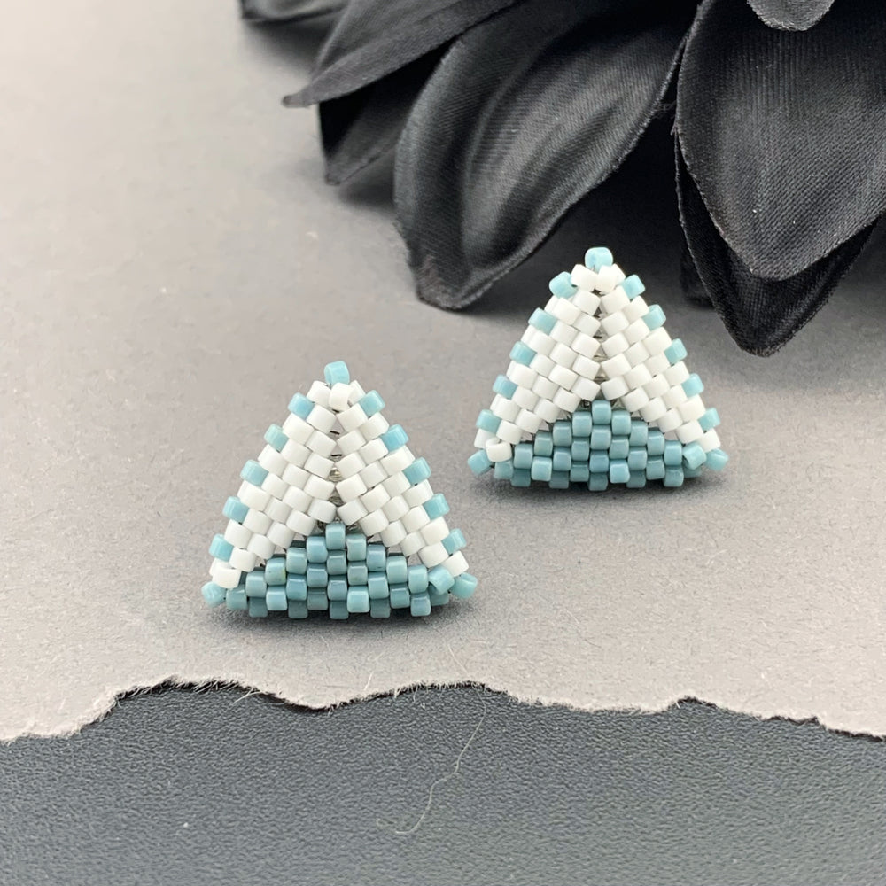 Peyote Stitch Triangle Stud Earrings - Dual Color White