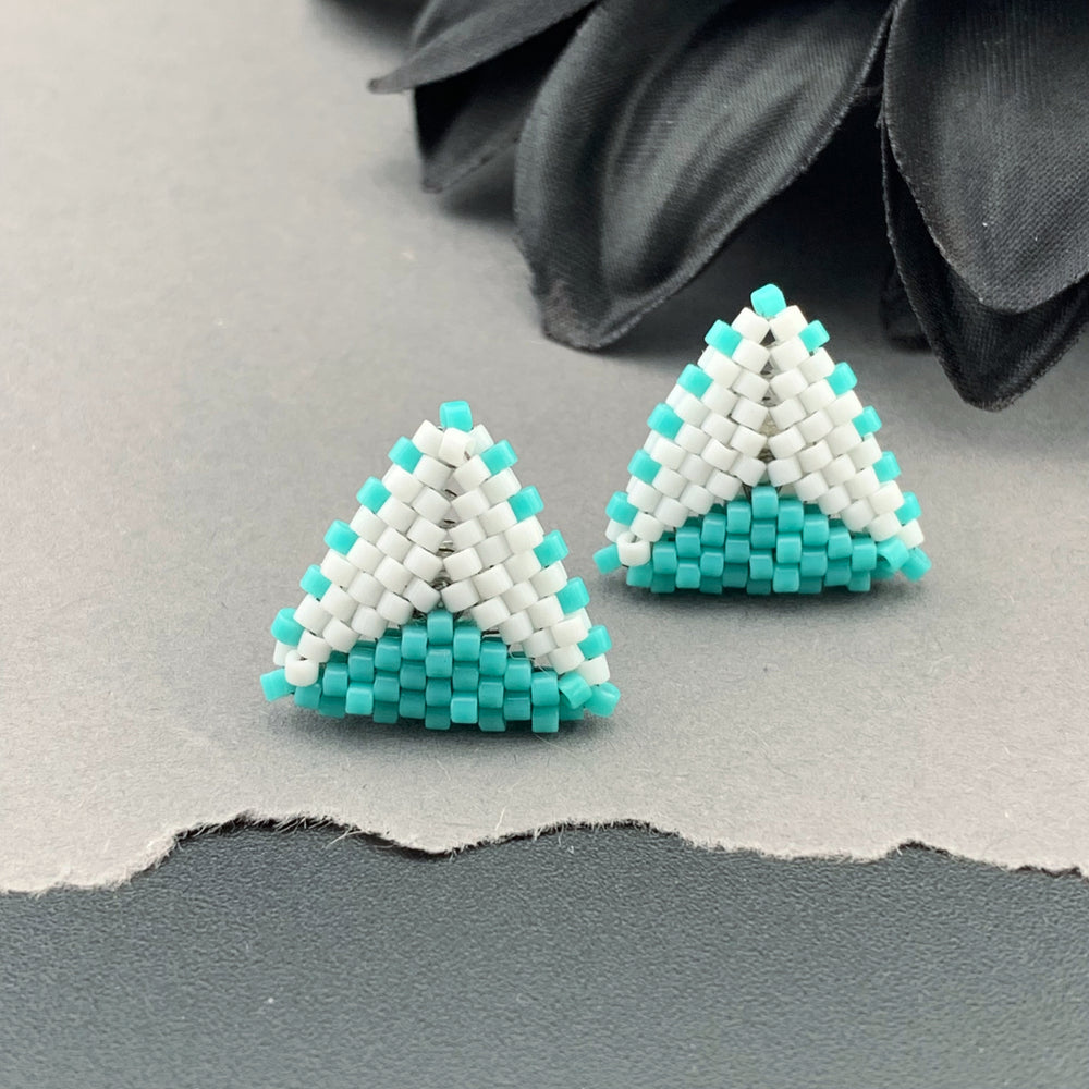 Peyote Stitch Triangle Stud Earrings - Dual Color White