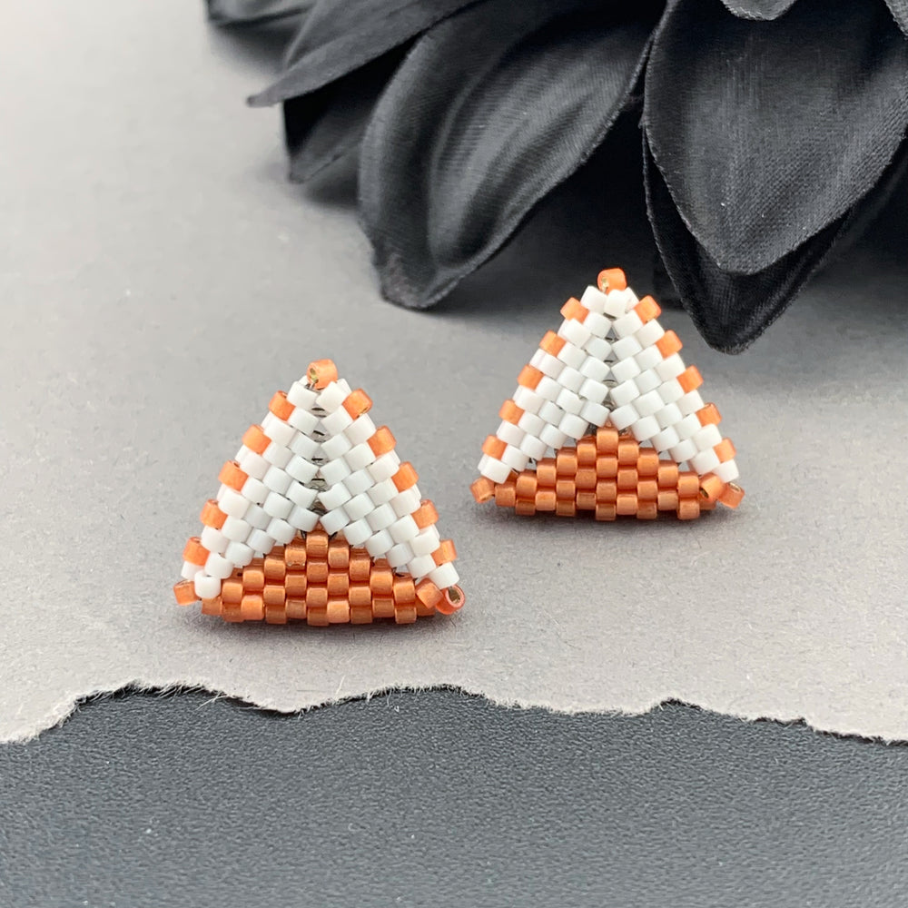 Peyote Stitch Triangle Stud Earrings - Dual Color White